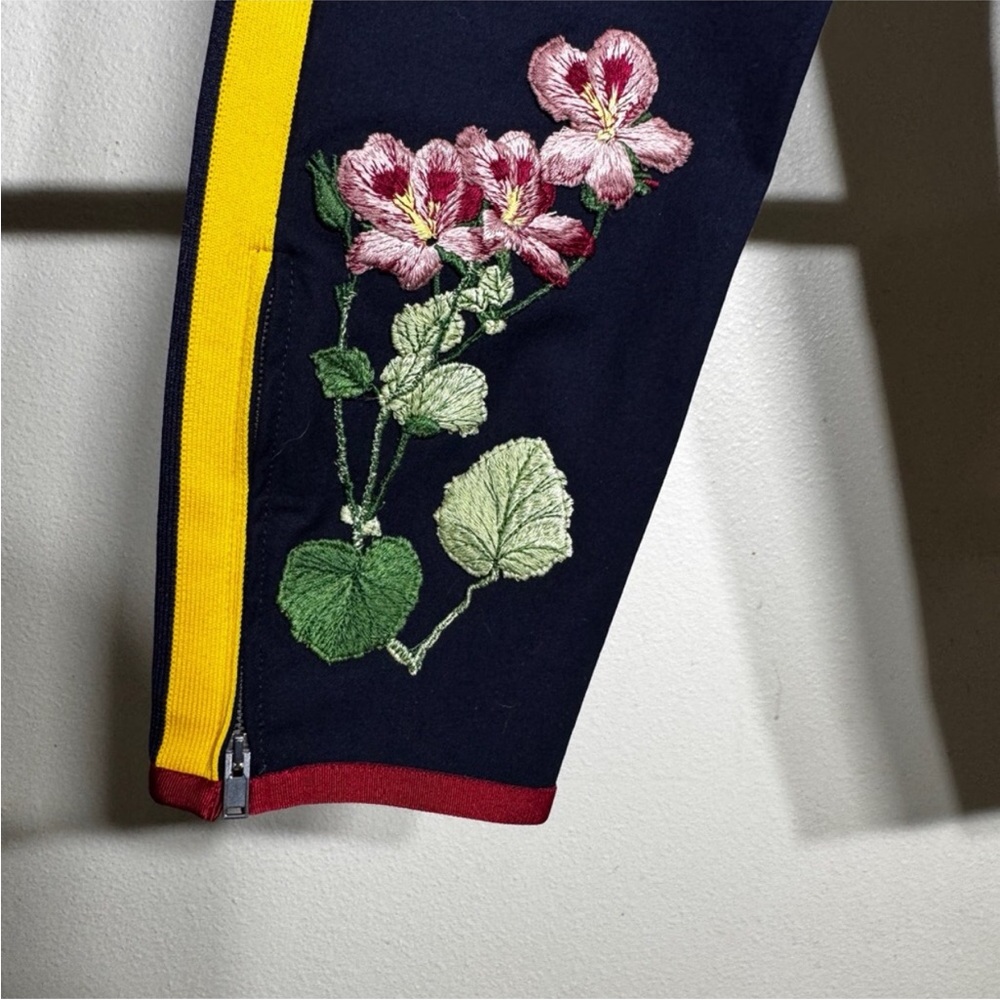 NWT Gucci Riding Pants with Floral Embroidery - Picture 4 of 12